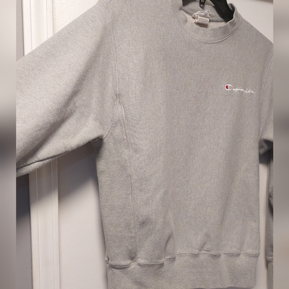 CHAMPION Reverse Weave Vintage Script Logo Crewneck Sweatshirt - Picture 4 of 6